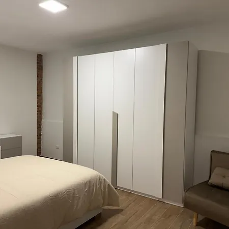 Piter House - Luxury & Private Parking Apartment *