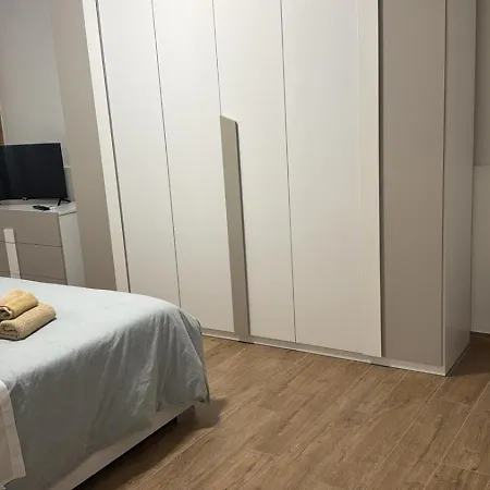 Apartment Piter House - Luxury & Private Parking Lusciano